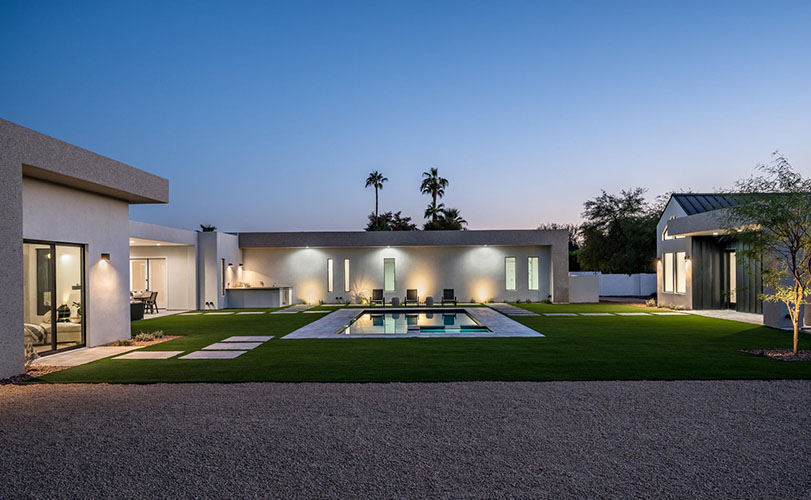 Decoding the Ultra-Luxury Market: A Realm Untouched by Conventional Trends